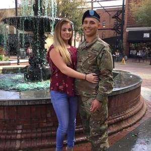 Meet your Posher, Brittney